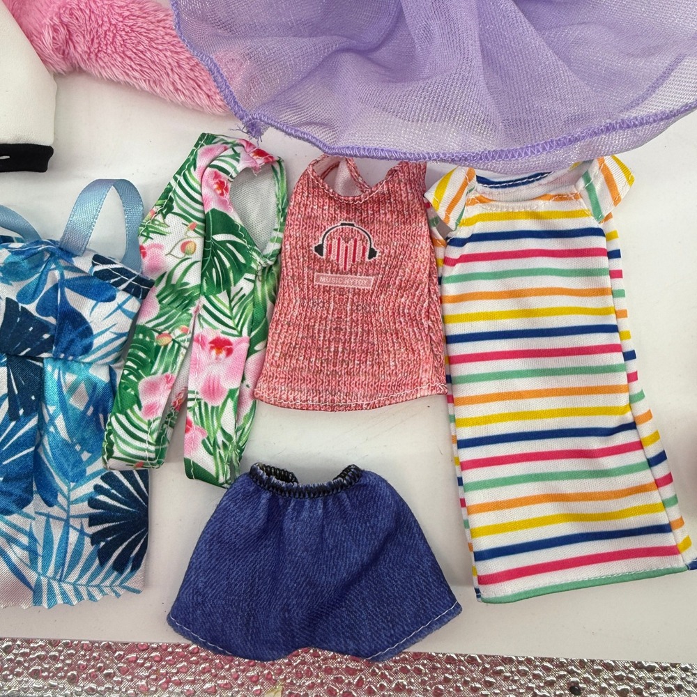Mattel Barbie Doll Clothes Lot Kids OS Multicolor Dresses Gowns Outfits 25pc - Picture 10 of 11